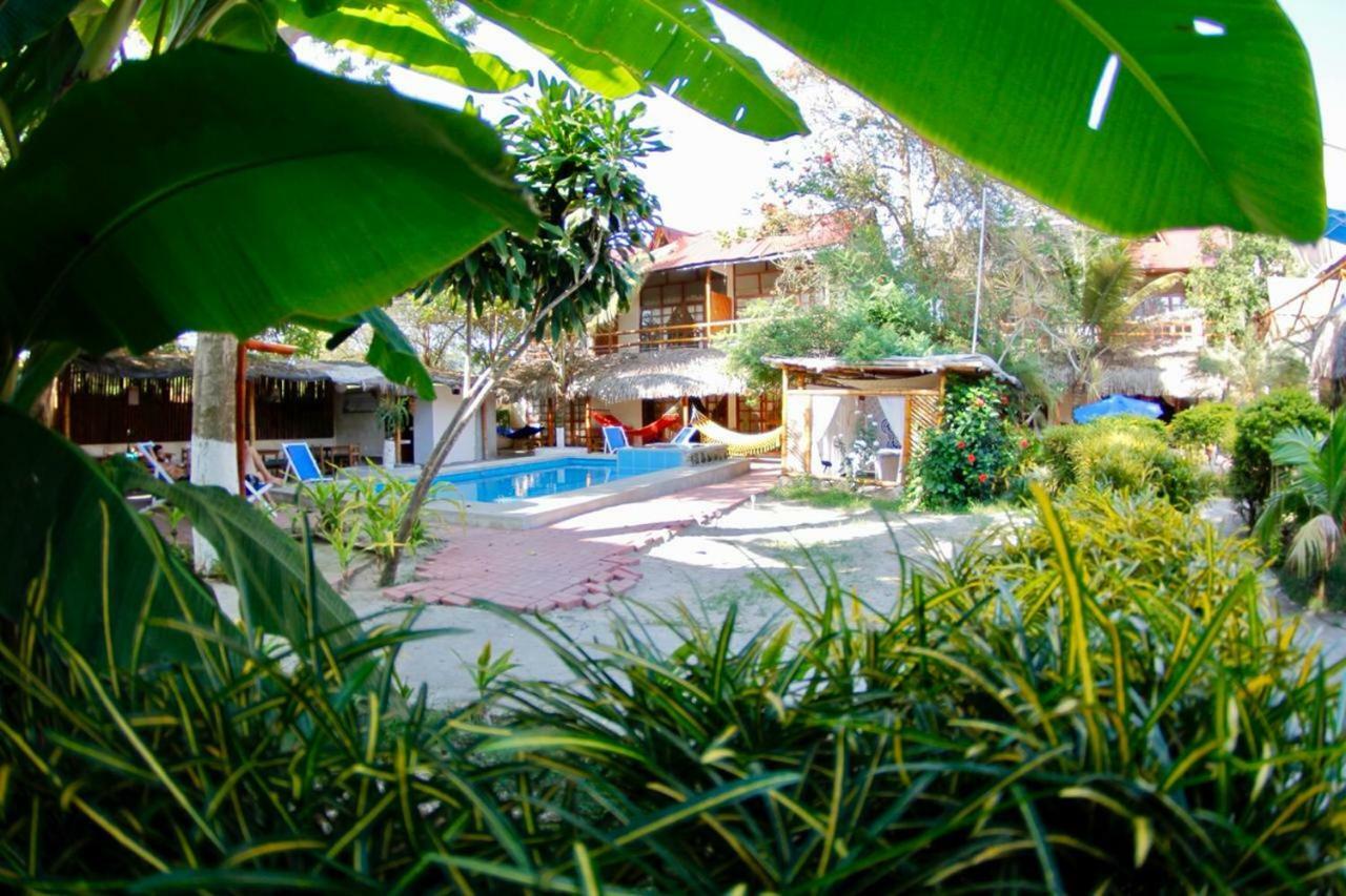 Hotel Sumpa Montañita エクステリア 写真