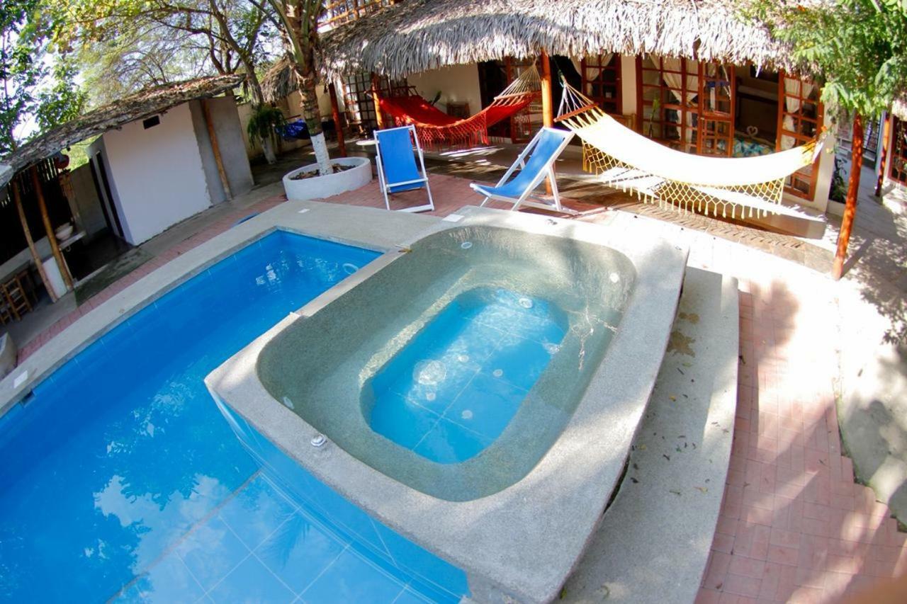 Hotel Sumpa Montañita エクステリア 写真
